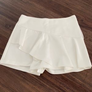 Zara white ruffle short